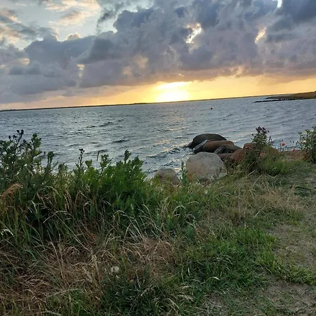 6 Person In Hemmet Nyaraló *